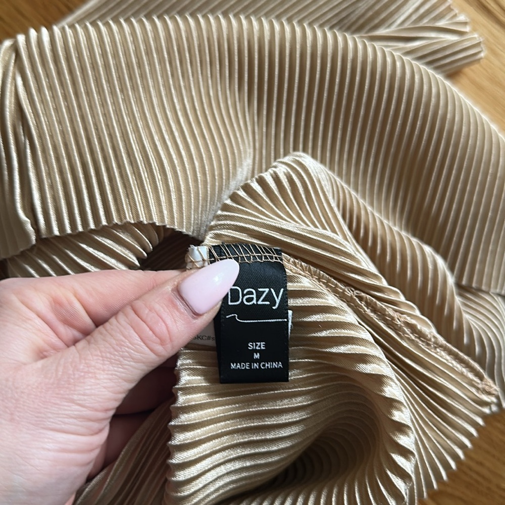 Tan Blouse - Picture 3 of 3